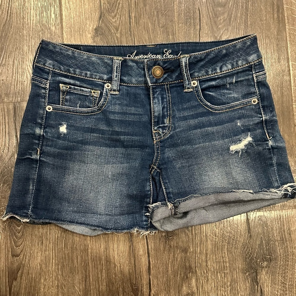 American Eagle Outfitter Women's Denim Jean Shorts Sz 4 Super Stretch EUC